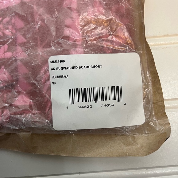 Faherty x Anna Kahalekulu men’s sun washed‎ board shorts size 38 red naupaka - Picture 5 of 5